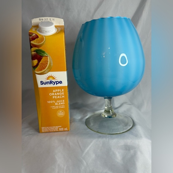 Teal and white Vintage Impoli Brandy snifter - Picture 1 of 3